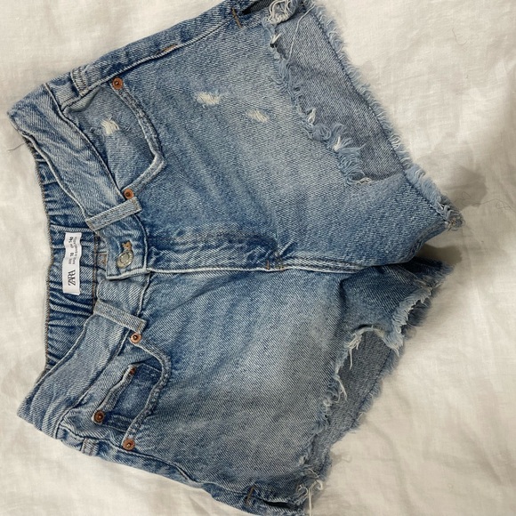 Zara denim shorts - Picture 1 of 2